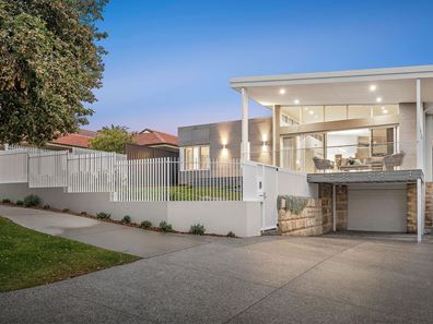 28 Boscombe Avenue, City Beach WA 6015