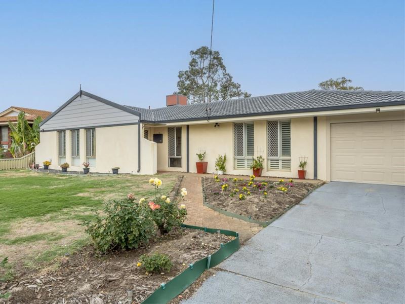 12 Naylor Place, Lesmurdie