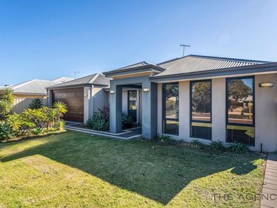 4 Calder Nook, Lakelands WA 6180