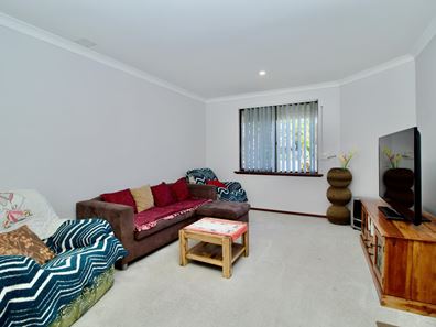 32 Woodbridge Drive, Cooloongup WA 6168