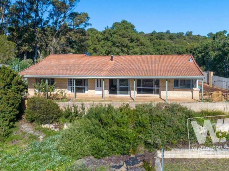 80 Bay View Drive, Little Grove