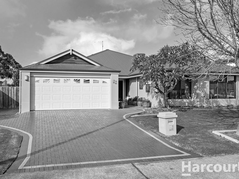 22 Glenelg Way, Meadow Springs WA 6210