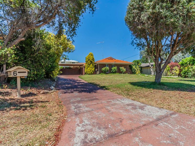 6 Strathaven Crescent, Greenwood WA 6024