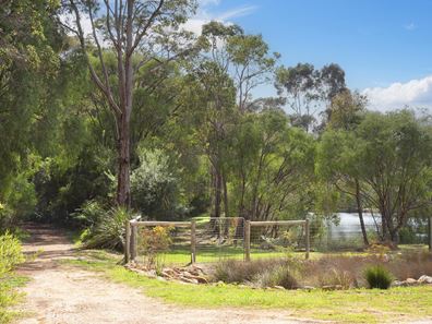 6 Treeside Lane, Margaret River WA 6285