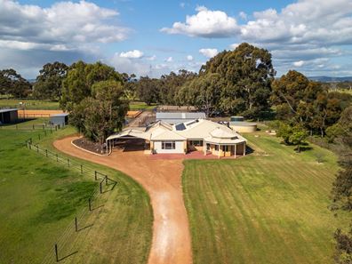 30 Paperbark Place, West Pinjarra WA 6208