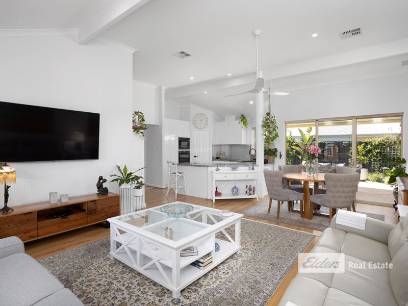4/16 Venn  Street, East Bunbury