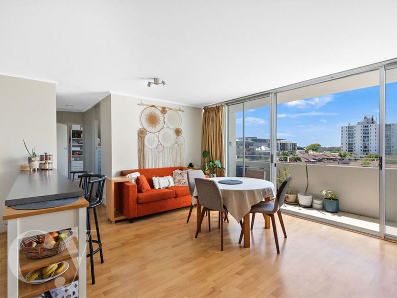 74/375 Stirling Highway, Claremont