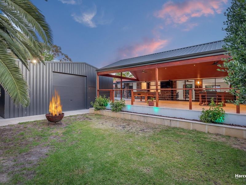 19 Brookside Avenue, Kelmscott WA 6111