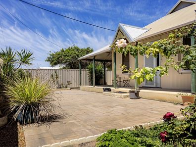 126 Gregory Street, Beachlands WA 6530