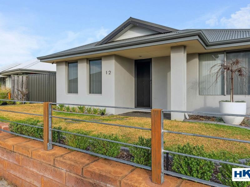 12 Greenslade Crescent, Ellenbrook