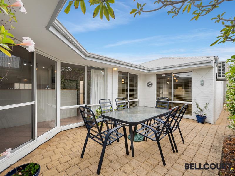8 Baldwin Street, Como