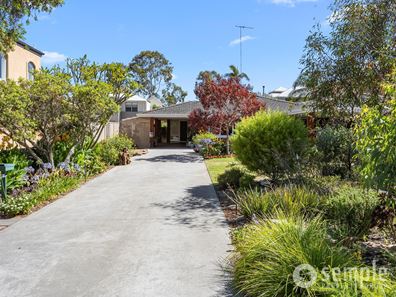 9 Beach Street, Bicton WA 6157