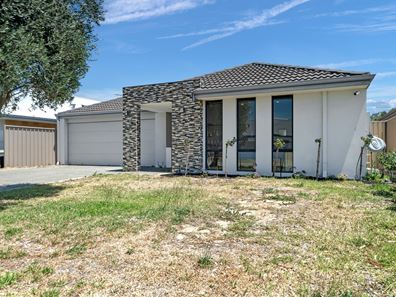 76 Cumbine Loop, Martin WA 6110