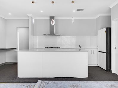 76 Cumbine Loop, Martin WA 6110