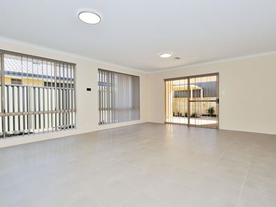 105 Windermere Boulevard, Aveley WA 6069