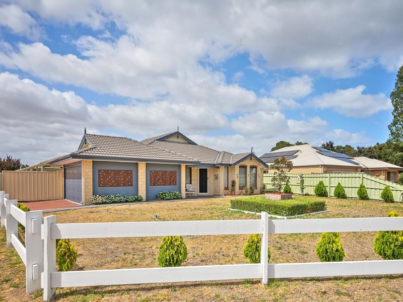6 Burwood Road, Australind WA 6233