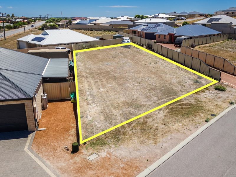 3 Ayelia Parkway, Port Denison WA 6525