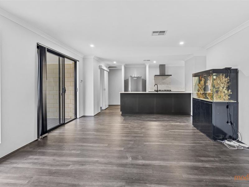 32 Sapphire Road, Dayton WA 6055