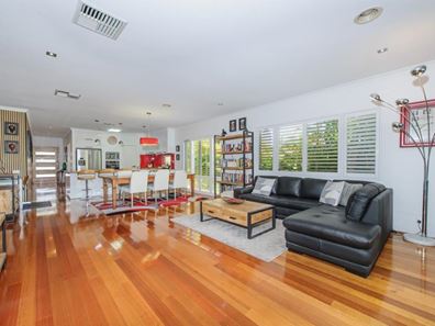 2 Stilt Lane, Harrisdale WA 6112