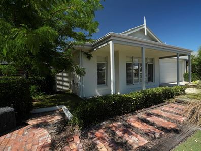 5  Horsenall Close,, Ellenbrook WA 6069