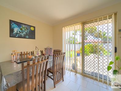 52 Sierra Crescent, Orana WA 6330