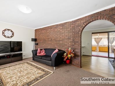 48 Chisham Avenue, Parmelia WA 6167