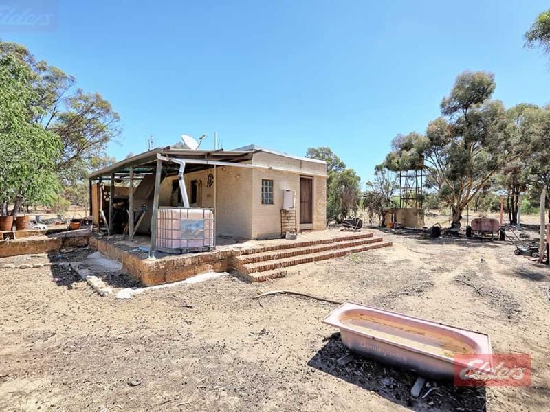 23 Alexandra Street, Popanyinning WA 6309