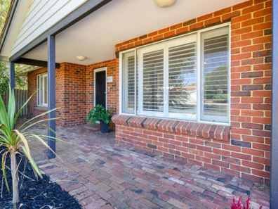 4 McCormick Street, Warnbro WA 6169