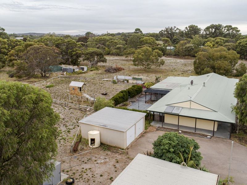 6 Downes Street, Pink Lake