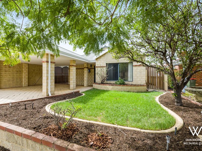 5 Courtland Crescent, Redcliffe WA 6104