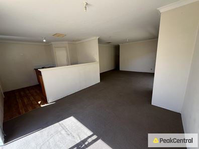 8/7 Barfield Road, Hammond Park WA 6164