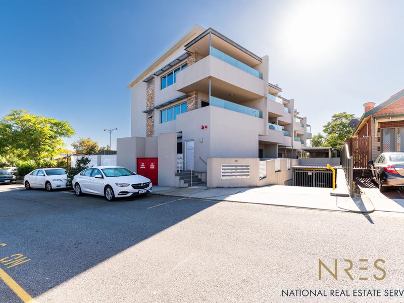 4/26 Little Walcott  Street, North Perth