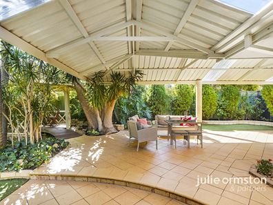 151 Trailwood Drive, Woodvale WA 6026