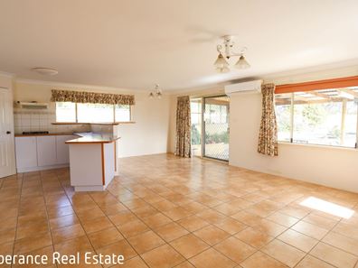 17 Princess Street, Pink Lake WA 6450