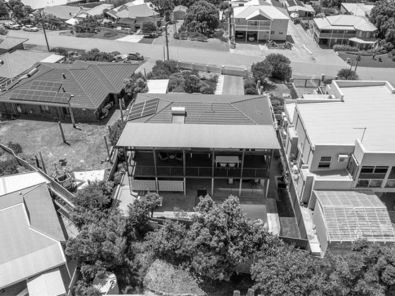 22 Verona Crescent, Falcon