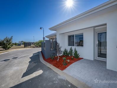4 Lachlan Lane, Ridgewood WA 6030