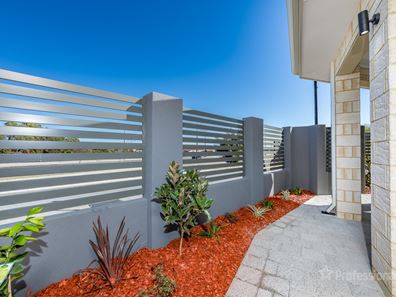 4 Lachlan Lane, Ridgewood WA 6030