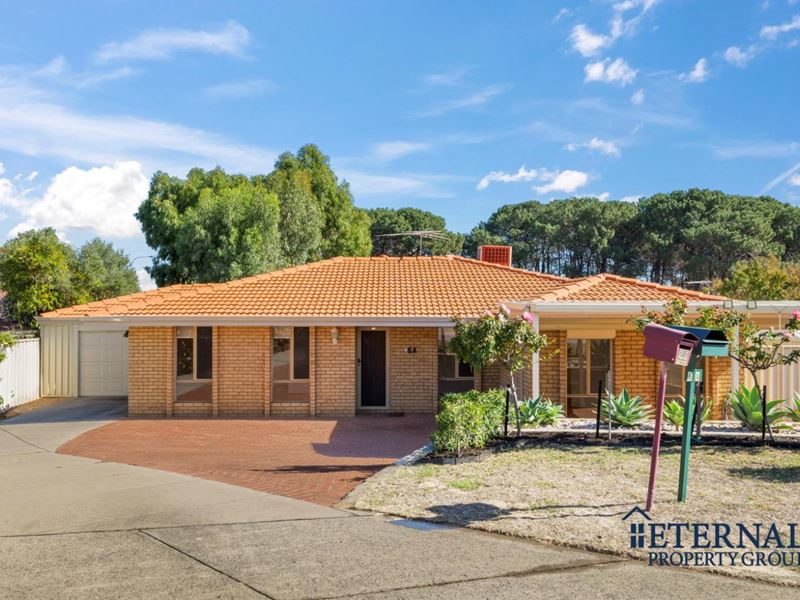 6A Moseley Hill, Kardinya WA 6163