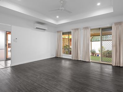 11A Downey Way, Hannans WA 6430
