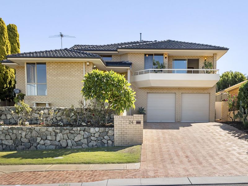 24 Hillwood Avenue, Warwick