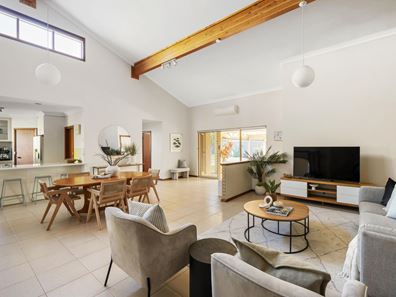 24 Hillwood Avenue, Warwick WA 6024