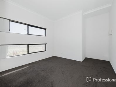 21 Abercrombie Avenue, Yanchep WA 6035