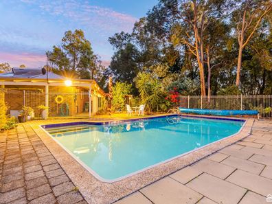7 Caprea Boulevard, Roleystone WA 6111