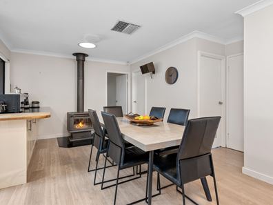 124 Lyall Street, Lamington WA 6430