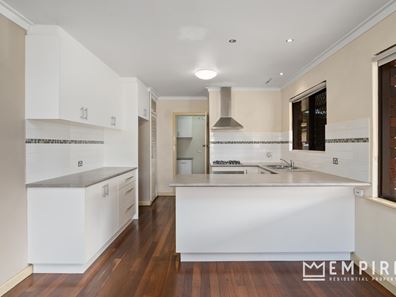 2 Kent Street, Spearwood WA 6163
