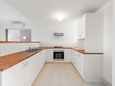 2/57 Frederick Street, Belmont WA 6104