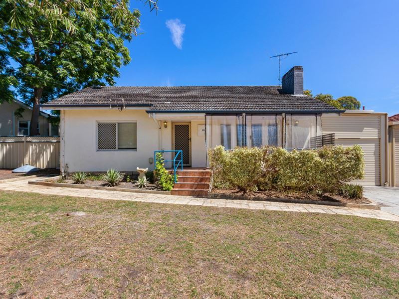 83 Boundary Road, St James WA 6102