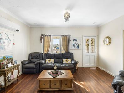 221 Clarke Street East, Carey Park WA 6230