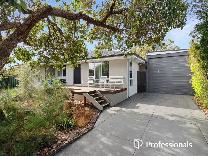 12 Casuarina Road, Maida Vale