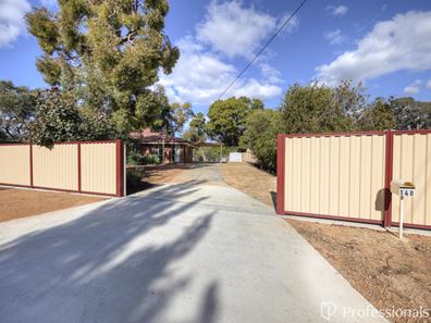 14B Larix Way, Forrestfield WA 6058